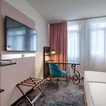 酒店 Mercure 4*