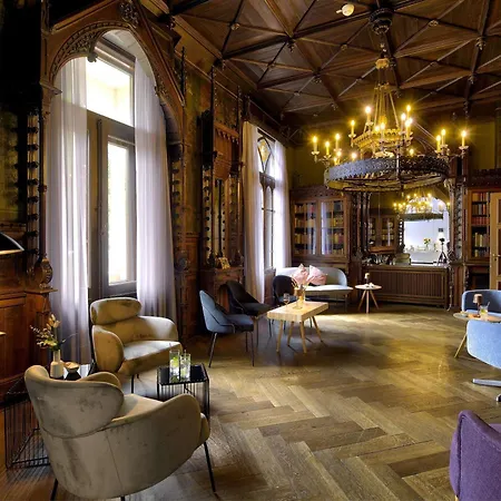 Mercure Hotel 4*